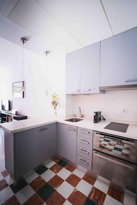Atico Con Terraza Privada Cerca De La Catedral Apartman Sevilla Kültér fotó