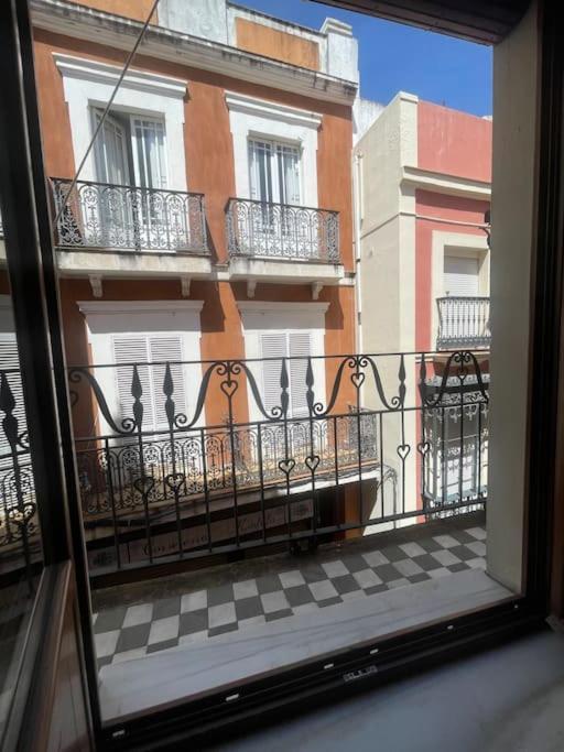 Atico Con Terraza Privada Cerca De La Catedral Apartman Sevilla Kültér fotó