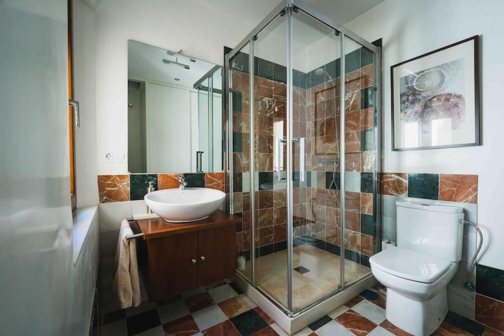 Atico Con Terraza Privada Cerca De La Catedral Apartman Sevilla Kültér fotó